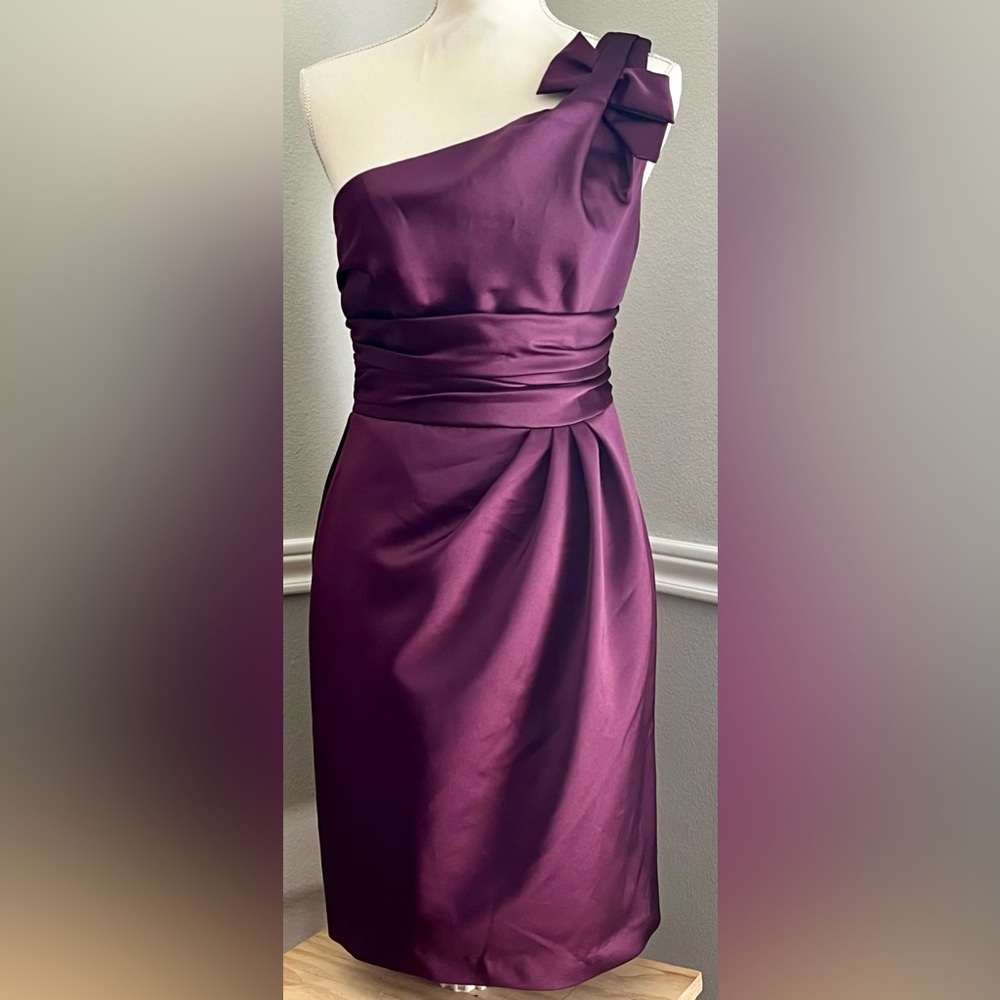 DAVIDS BRIDAL COCKTAIL DRESS, ONE SHOULDER, EGGPLANT, size 4